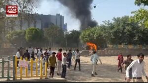 1002406157